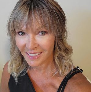 Meet your Posher, Ivy